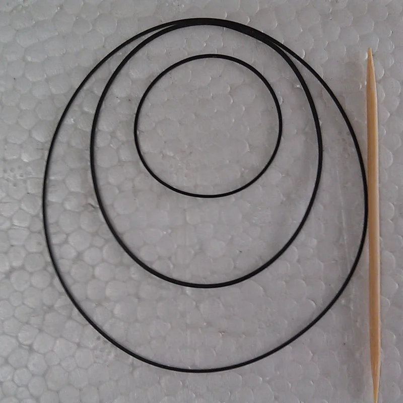 

Square Walkman Counter Tape Drive Belt 0.7mm/0.8mm/0.9mm/1.0mm Section Thickness