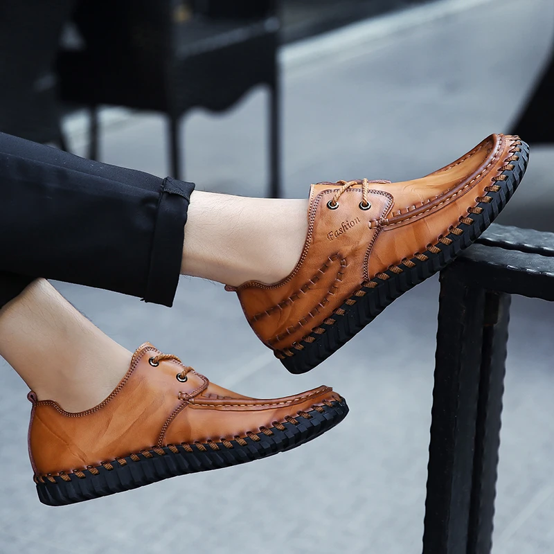 

Men's Leather Shoes Classic Hand-Stitched Breathable Fashion Oxford Shoes Retro Style Sewing Soles Soft Comfortable Casual Shoes