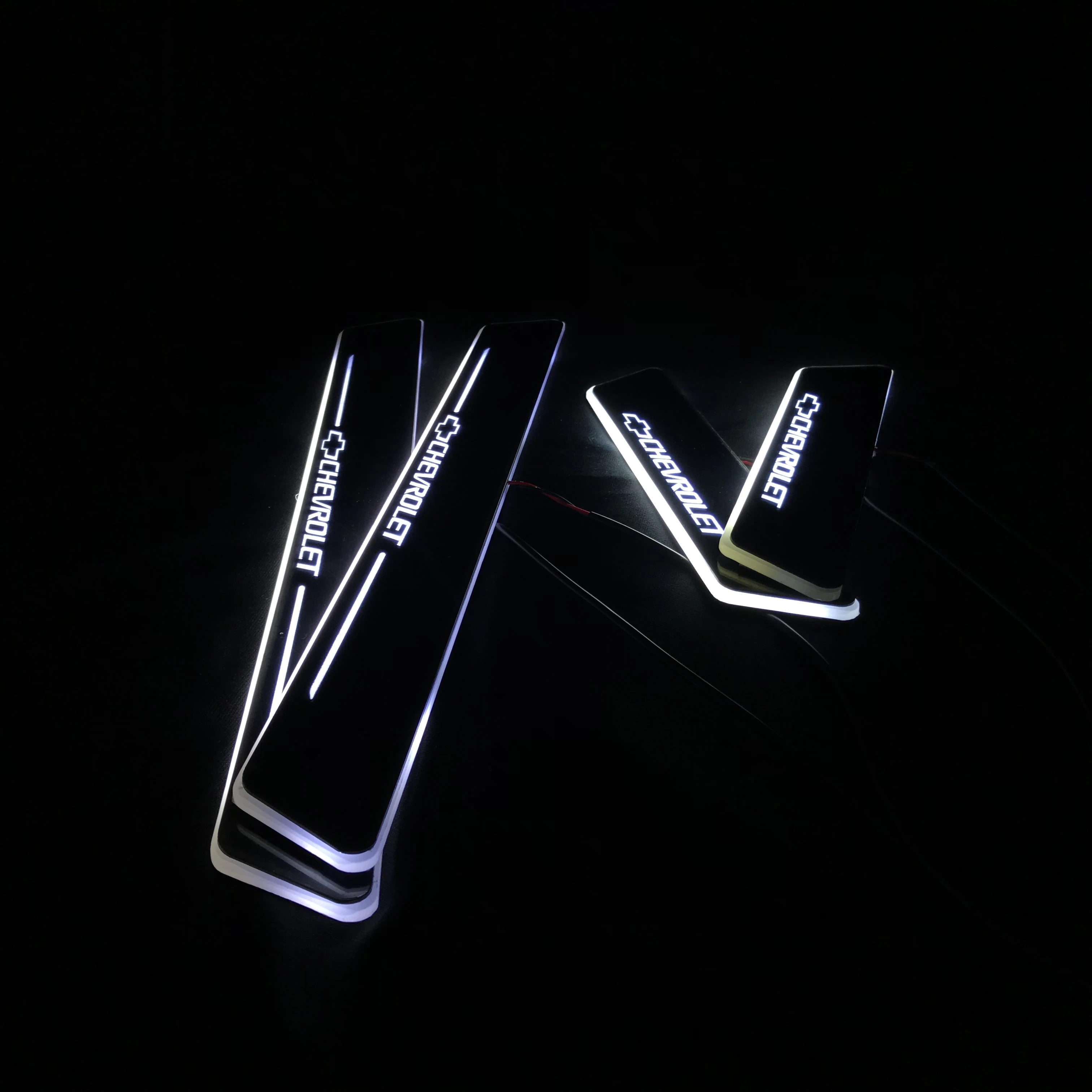 

eOsuns led moving door scuff for Chevrolet Beat 2019 dynamic door sill plate flat lining Flowing/still light