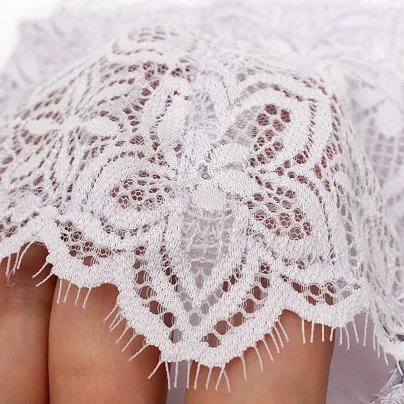 

2 Piece Sets New Embroidery Women Bra And Panties Ultra Thin Transparent Sexy Lingerie Plus Size Brassiere Girls Lace Underwear