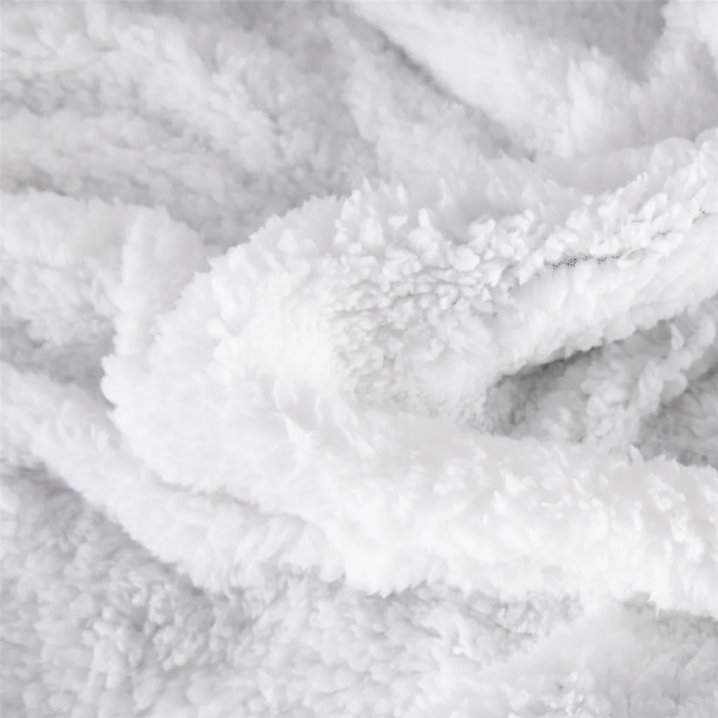 Мягкое теплое одеяло из кораллового флиса зимнее покрывало в клетку с ананасом