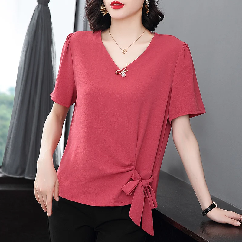 

Middle-aged female T-shirt summer 2021 new snow spins unlined upper garment v-neck mother loose big yards short sleeve blouse