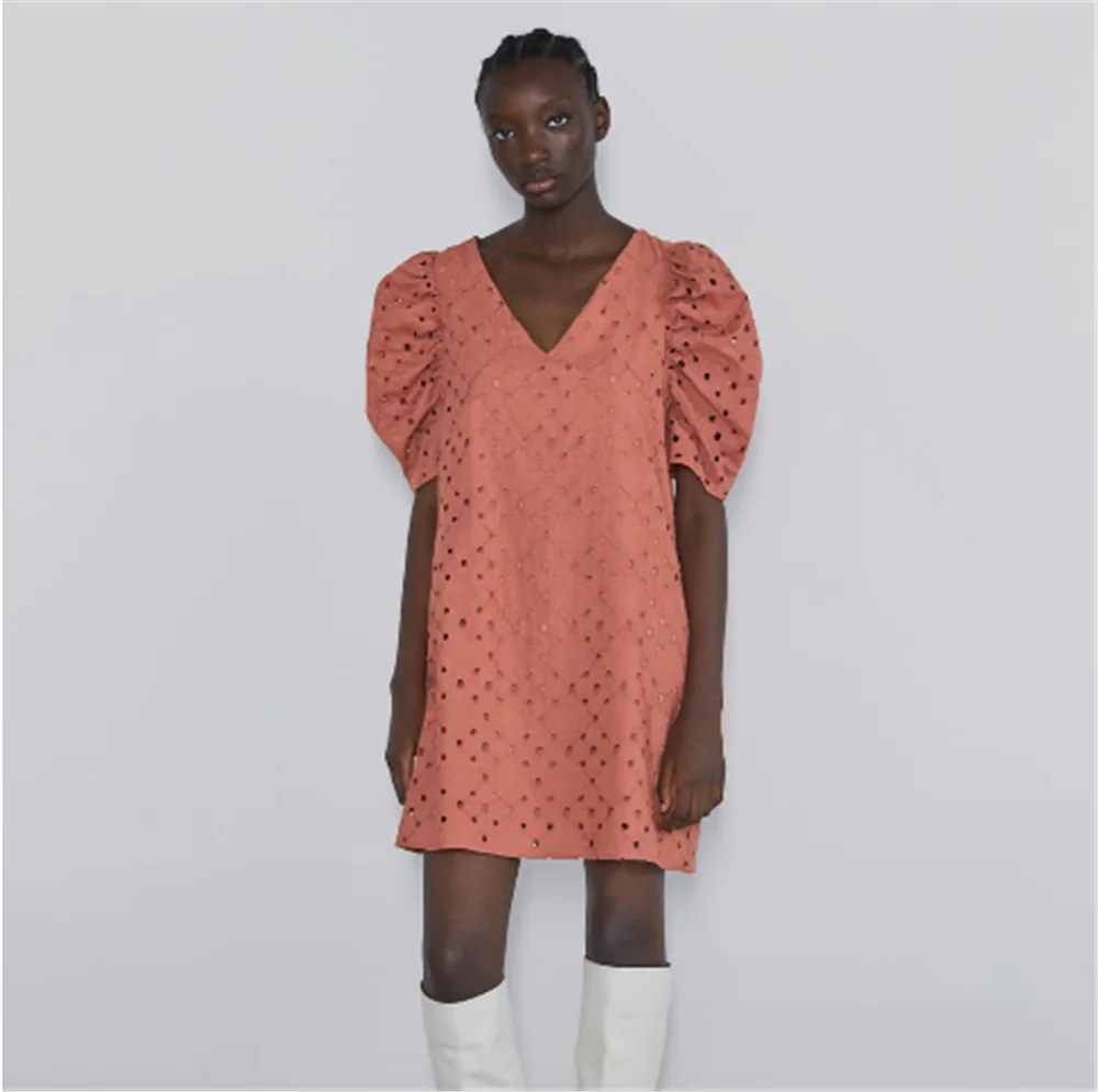 Женское платье с вышивкой ZA весеннее Платье Бохо С v образным вырезом вечерние