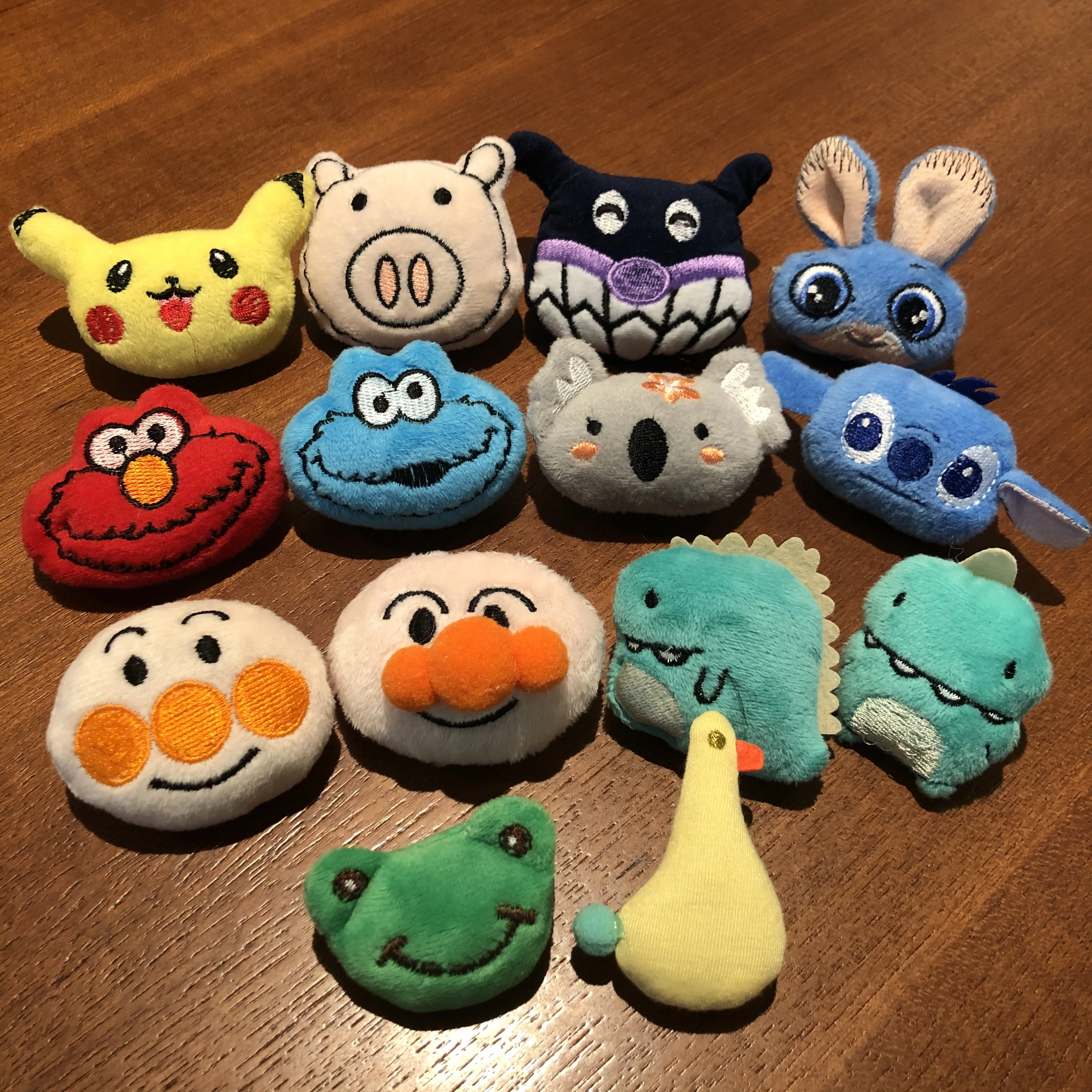 1 шт. хит продаж мультяшный Кролик Лягушка коала значок Покемон Пикачу Ститч