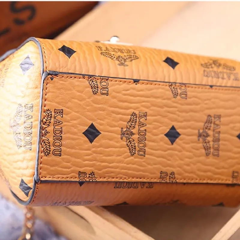 

Genuine Leather Women One Shoulder Bags 2021 New Fashion Geometric Printing Bags Ladies Designer Purses and Handbags Sac Luxe Gg