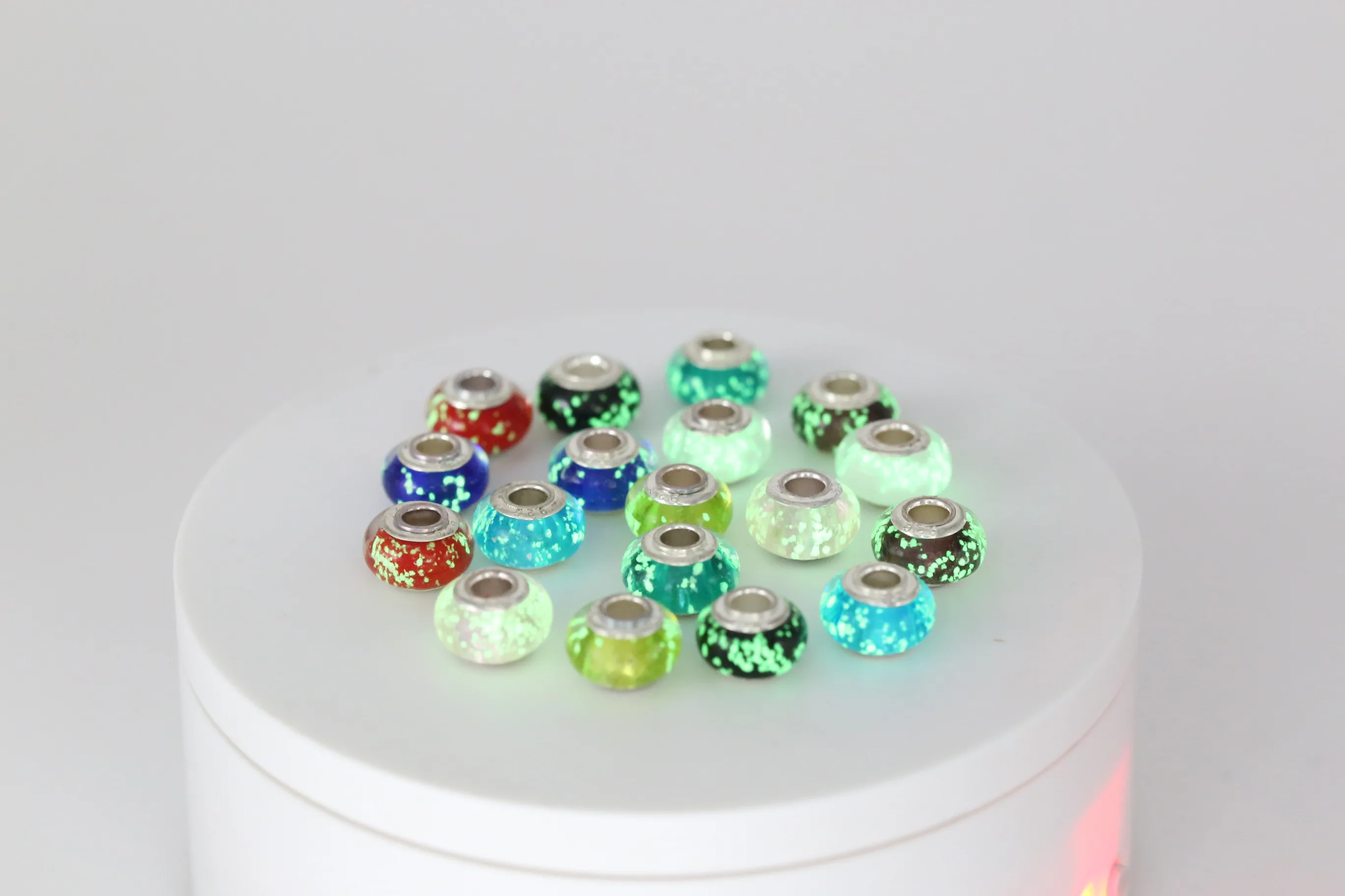 2Pcs/Lot 925 Fashion Silver Edge Color Glass Fluorescent Beads Fit Original Pandora Charms Bracelets Bangles Beaded Jewelry Gift
