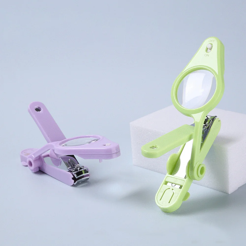 

1pc Durable Nail Clipper with LED Lamp and Magnifier Fingernail Toenail Clipper