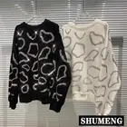 Свитшот хлопковый, с круглым вырезом, с длинным рукавом