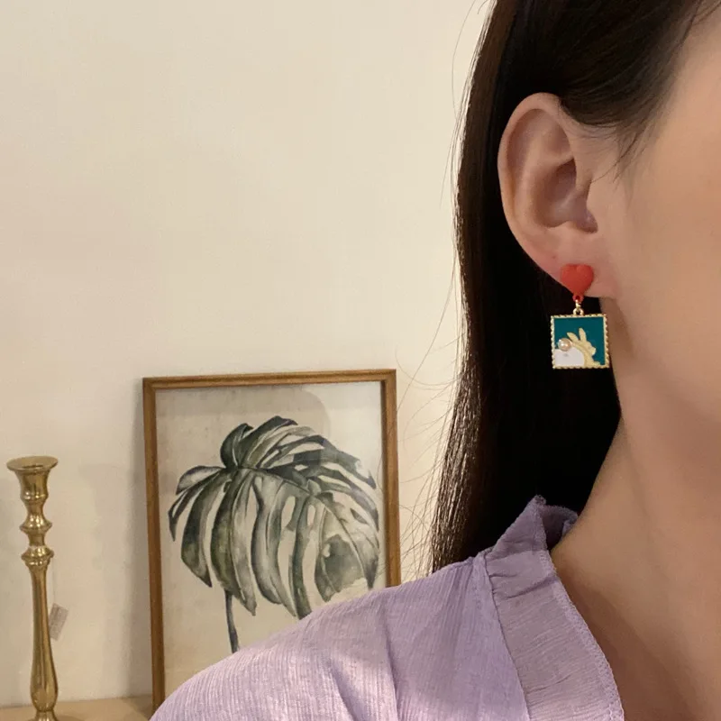 

S925 Silver Needle Red Peach Heart Stud Earrings Personalized Pearl Earrings Trendy Normcore Asymmetrical Earrings