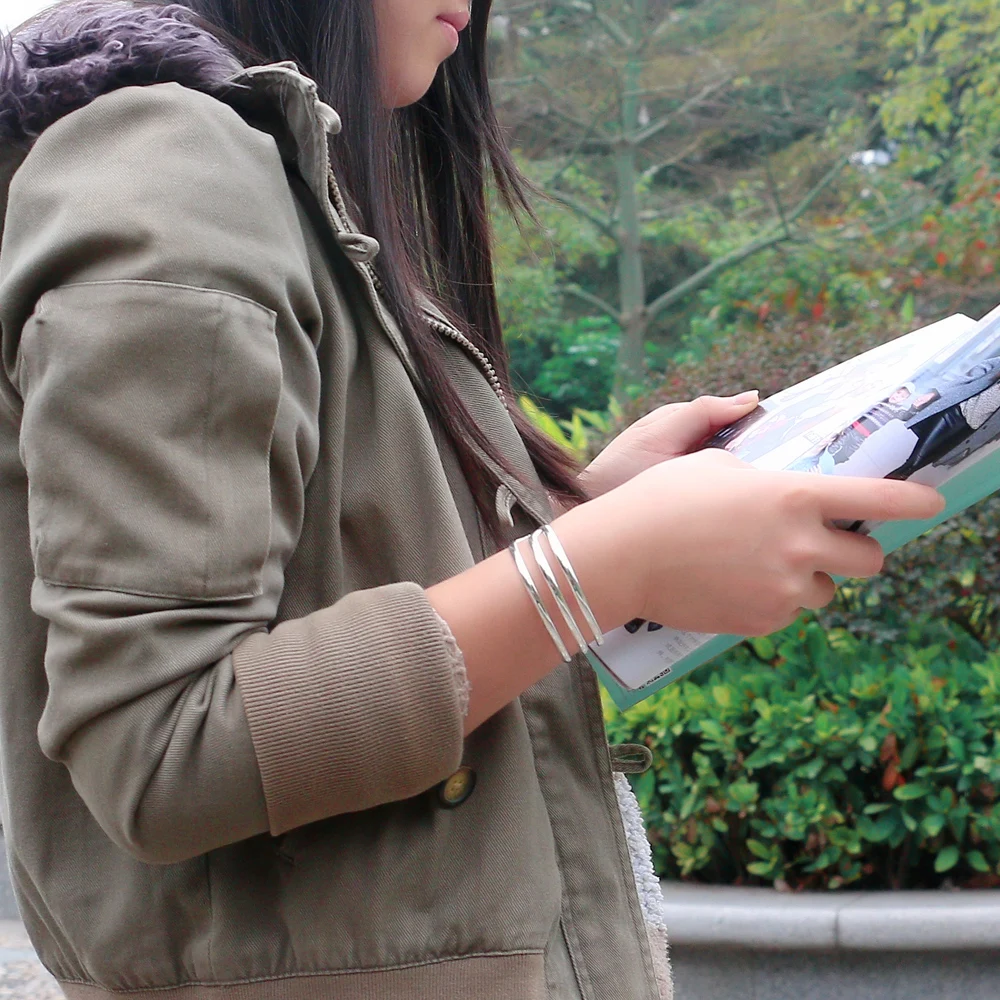 

2021 Hot New Fashion Adjustable Opening 925Sterling silver Bracelet For Women Jewelry Gift Fashion silver solid bracelet