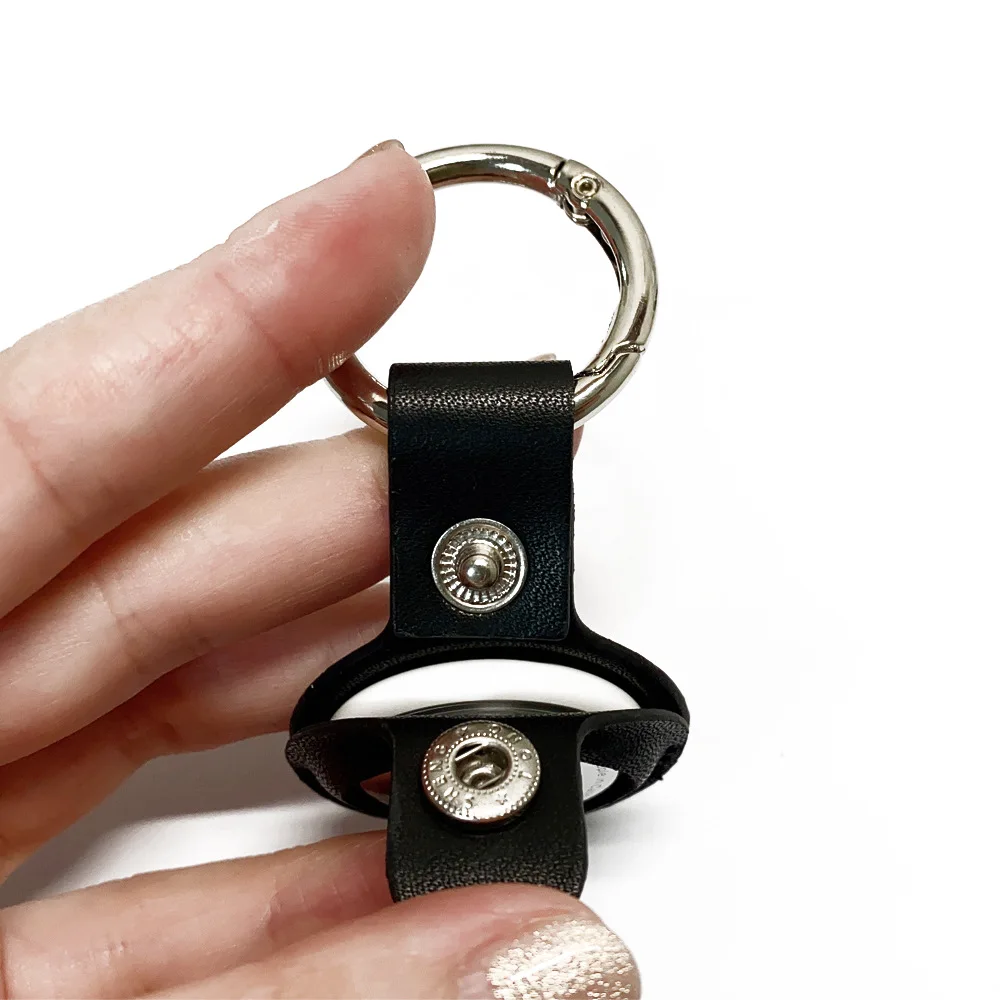 

Handmade Fruit Mango Leather Protective Case For Airtag Hangable Airtag Keychain Locator Keychain Tracker Case 4Apple Airtag