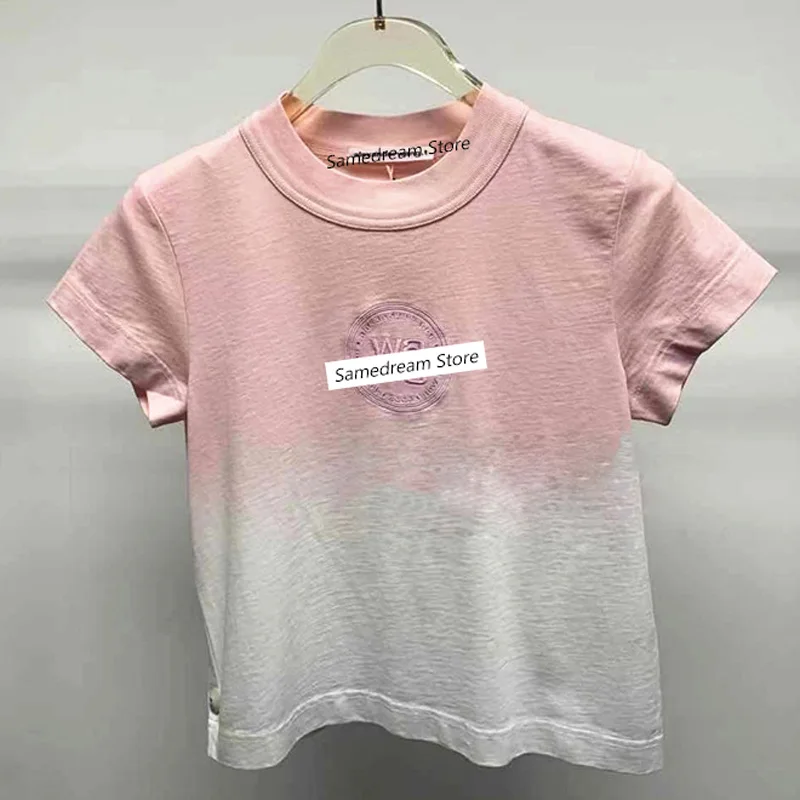 

Женская футболка с круглым вырезом и коротким рукавом, с вышивкой