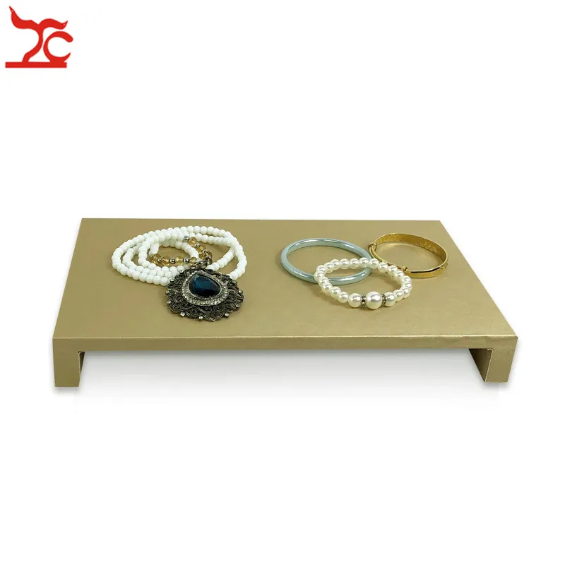Подставка для демонстрации ювелирных изделий из искусственного золота 2