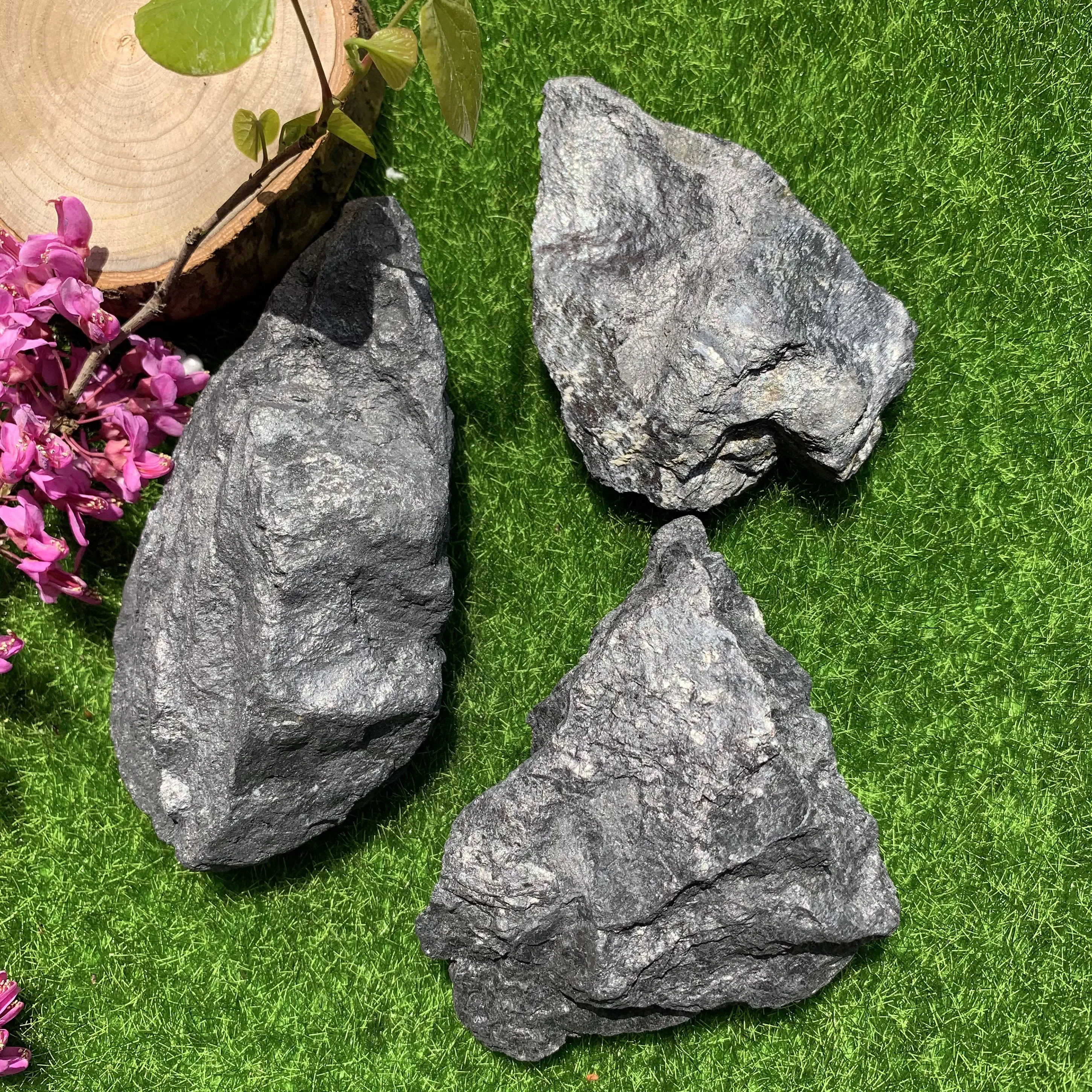 

Hot Sell Shungite Stone Natural Irregular Reiki Mineral Specimen Healing Crystal Stone For Home Decor