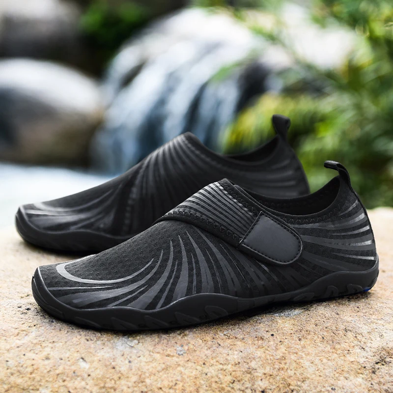 Outdoor Breathable Hiking Shoes Quick Dry Beach Diving Water Shoes Non-slip Lightweight Elastic Upstream Socks Trekking Sneakers