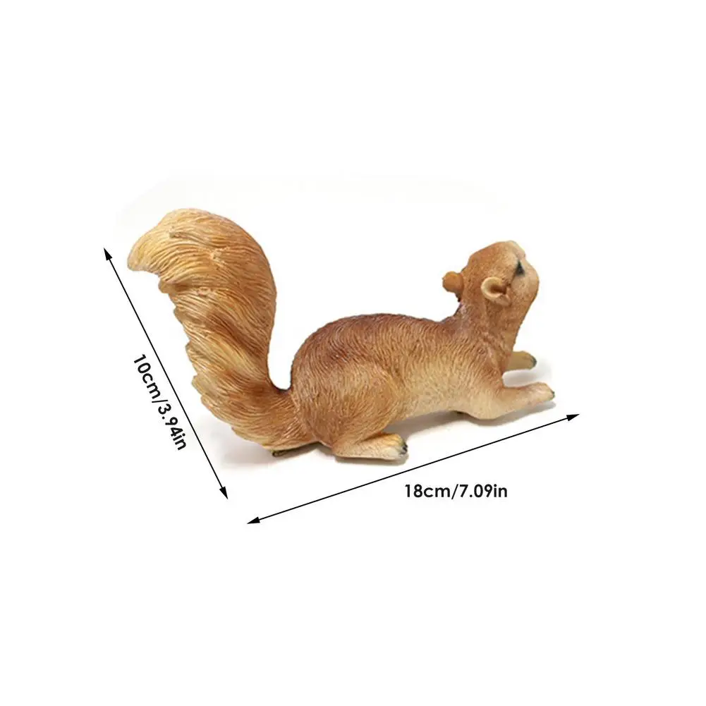 

New 2pcs/Set Lovely Squirrel Family Model Cartoon Animal Figurine Dollhouse Cake Home Decor Miniature Fairy Garden Decoration