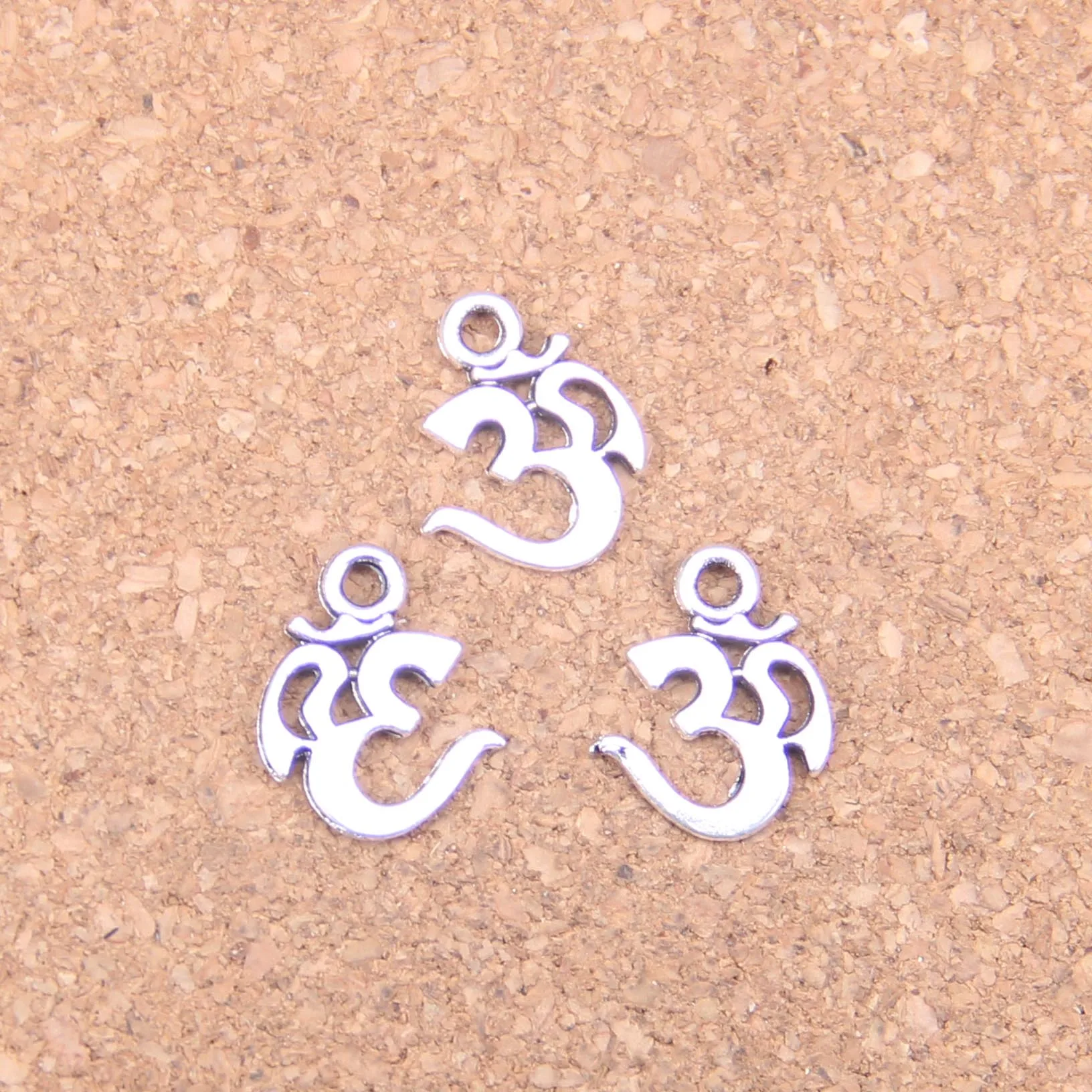 

240 подвеску yoga Ом 15x12 мм старинные подвески, Винтаж ювелирные изделия из тибетского серебра, «сделай сам» для браслетов и ожерелий