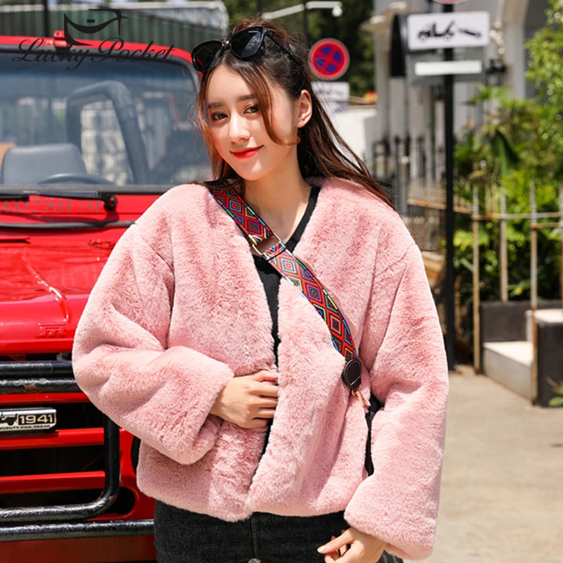 

Women Autumn Winter New Short V-Neck Thick Loose Fur Coat Ladies Fashion Plus Size Solid Color Keep Warm Parkas Outerwear ZY108