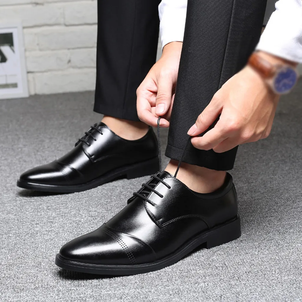 Туфли мужские кожаные деловые дышащие резиновые туфли на плоской подошве со