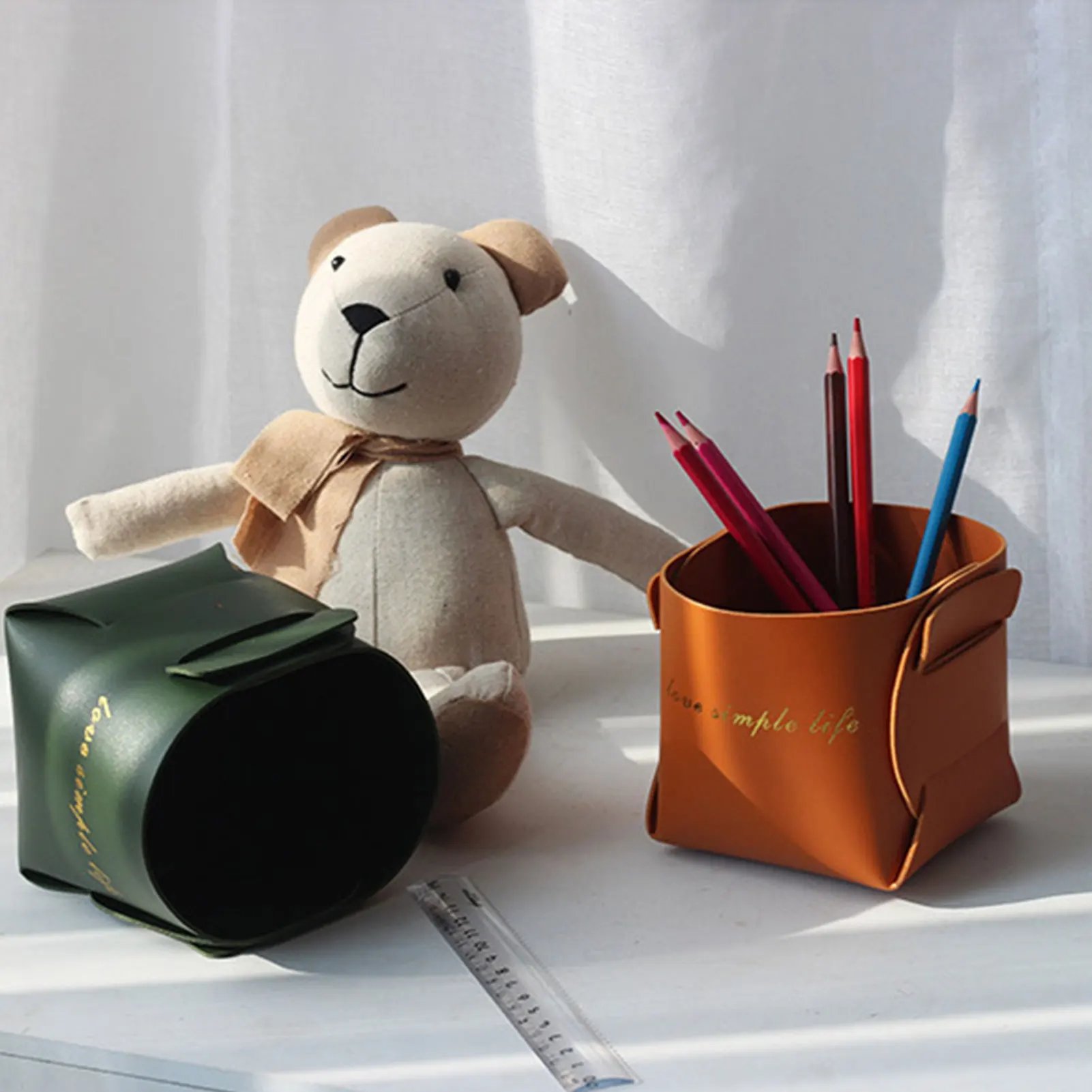 

2PCS Nordic Leather Desktop Storage Box Makeup Brush Remote Control Storage Cosmetic Container Office Pen Holder Storage Case