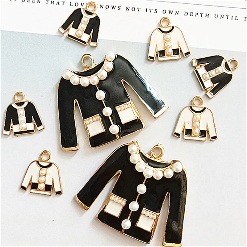 

10pcs Enamel Pearl Girl Black Cloth Charms Pendant DIY Earring Pendant Necklace Keychain Charm Jewelry Making Accessory 19x19mm
