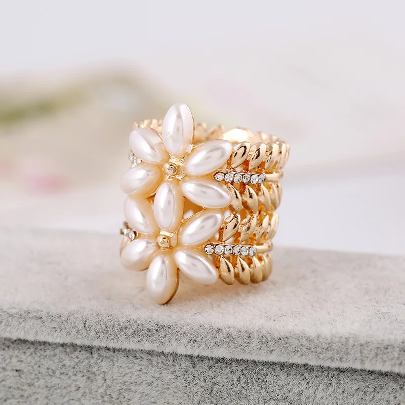 Модная женская имитация жемчуга цветок Стразы Имитация шаль Пряжка Шарм для