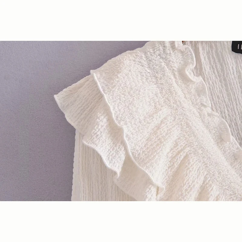 

Women V-Neck White All-Match New Elegant Casual And Comfortable Chic Flare Sleeves High Street Feminine Casual Gentle Shirts