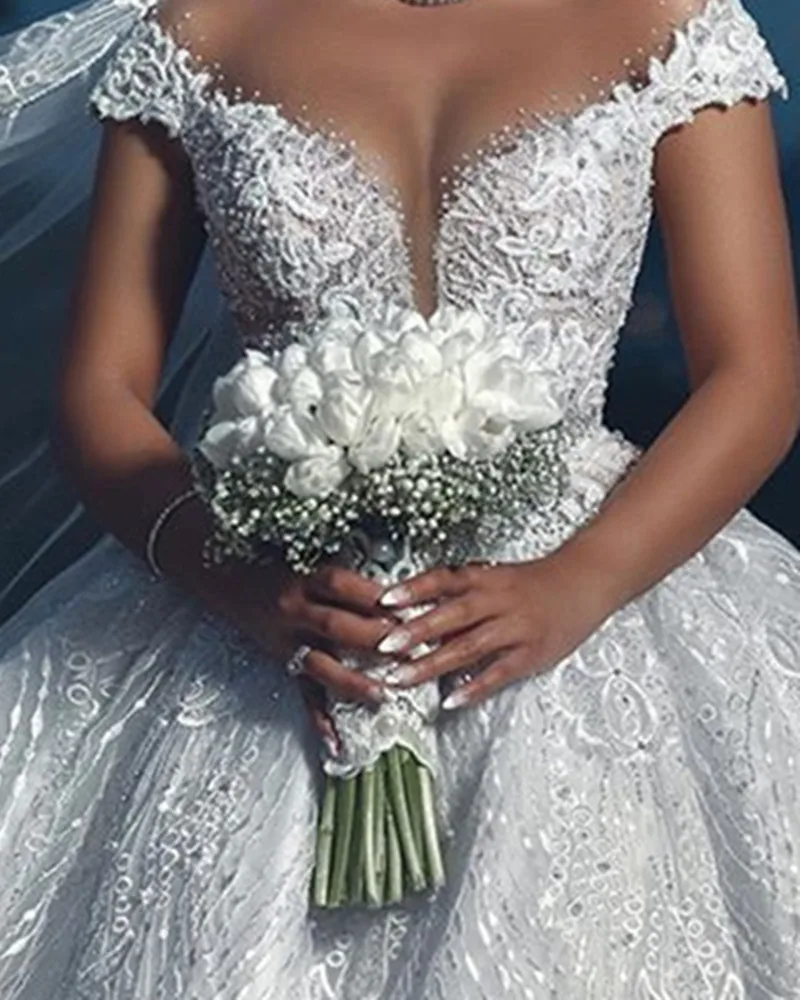Luxury Deep V-neck Ball Gown Beading Lace Wedding Dress 2019 Backless Tulle Wedding Gowns Cap Sleeves With Pearls Robe De Mariee
