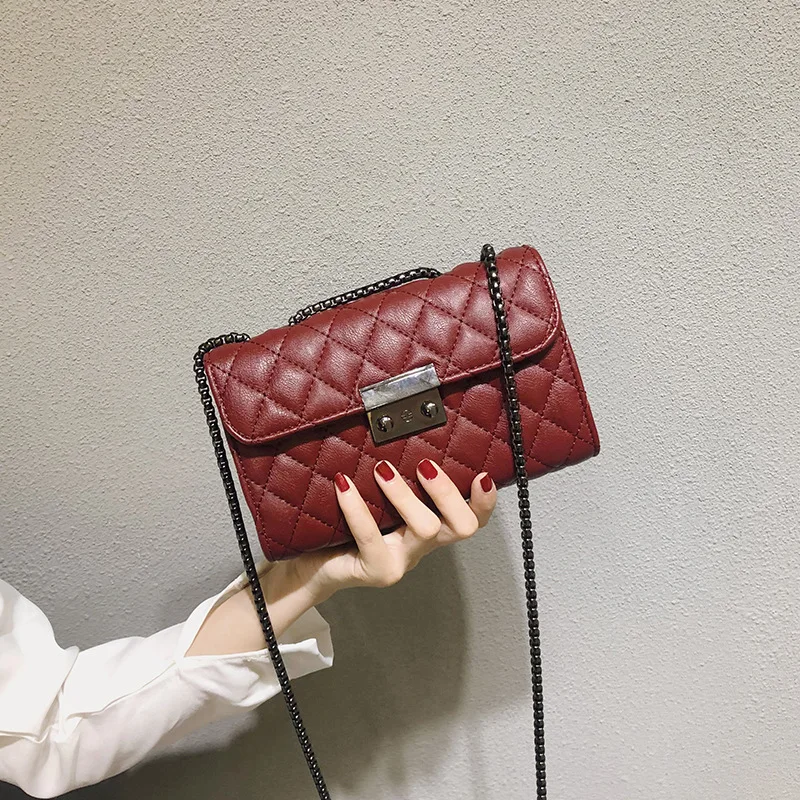 Женская сумка на цепочке новинка 2019 через плечо Ретро стиль маленькая xiangfeng