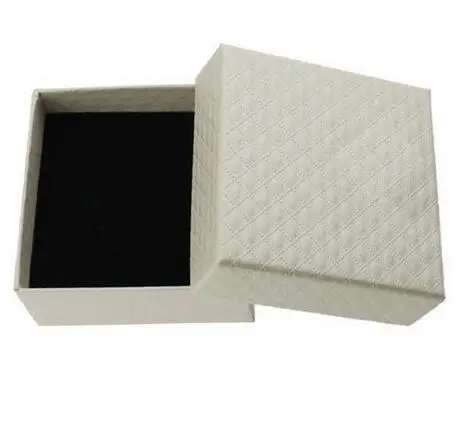 7.5x7.5 Beige Новая шкатулка для украшений браслет серьги ожерелье кольцо коробки чехол подарочная упаковка для демонстрации ювелирных украшений Органайзер черный красный белый - Цвет: 7.5x7.5 Beige