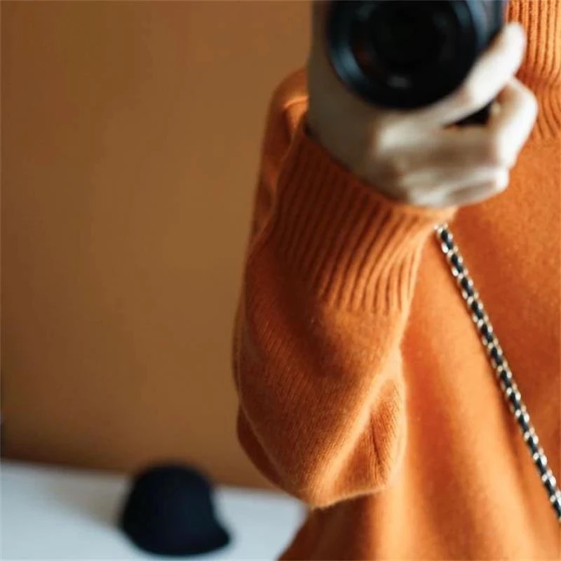 Женский кашемировый свитер с воротником-хомутом и длинным рукавом | Женская