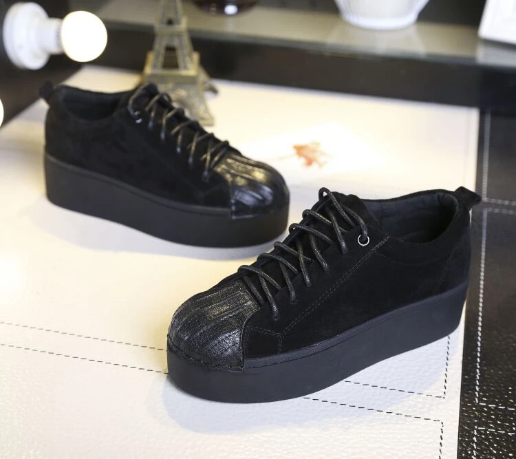 

Platform Leather Woman Casual Shoes 2020 Spring/autumn New Luxury Designer Brand Female Shoes Lace-up Shallow Ladies Sneakers
