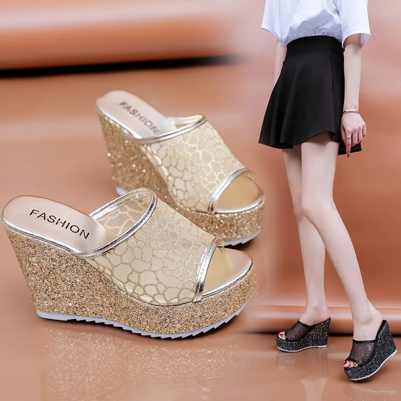 

2021 Summer new net red net yarn slippers women fashion slope heel sandals and slippers thick bottom high heel flip flops