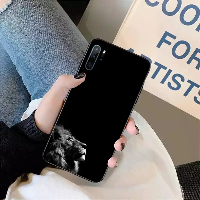 

Lion fierce king of the prairie Phone Case For Huawei honor Mate P 9 10 20 30 40 Pro 10i 7 8 a x Lite nova 5t