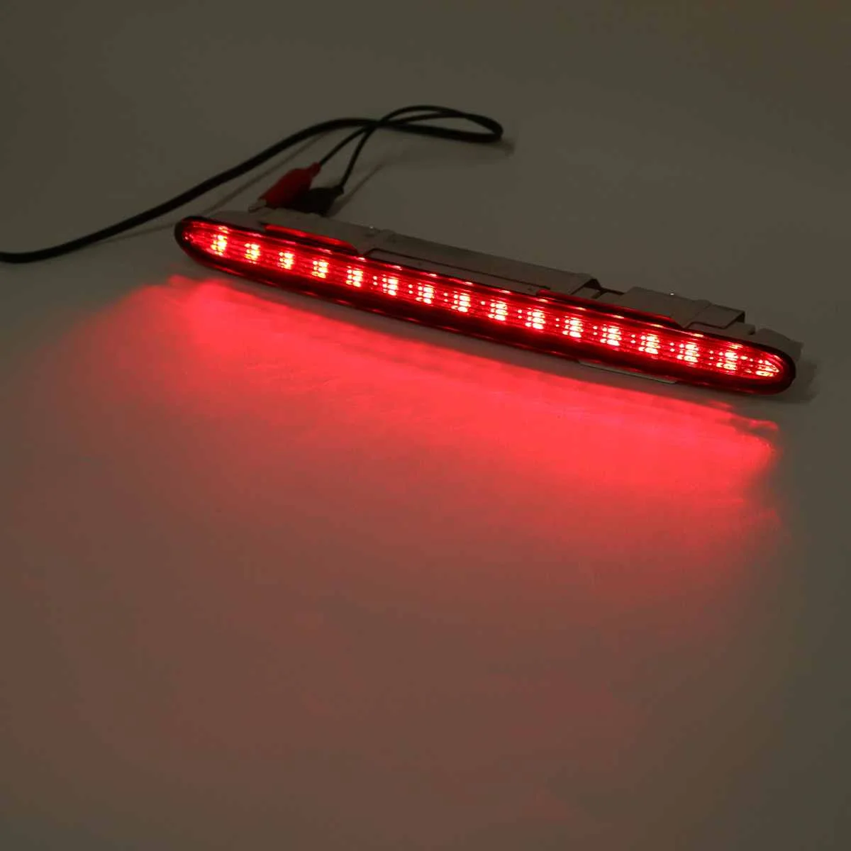 

Car Additional High Brake Stop Light Third High Mount Warning Turn Signal LED Lamp For Mercedes-Benz SL R230 2002-2012