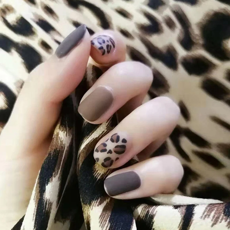24 шт. полностью покрытые акриловые накладные ногти с леопардовым принтом матовые