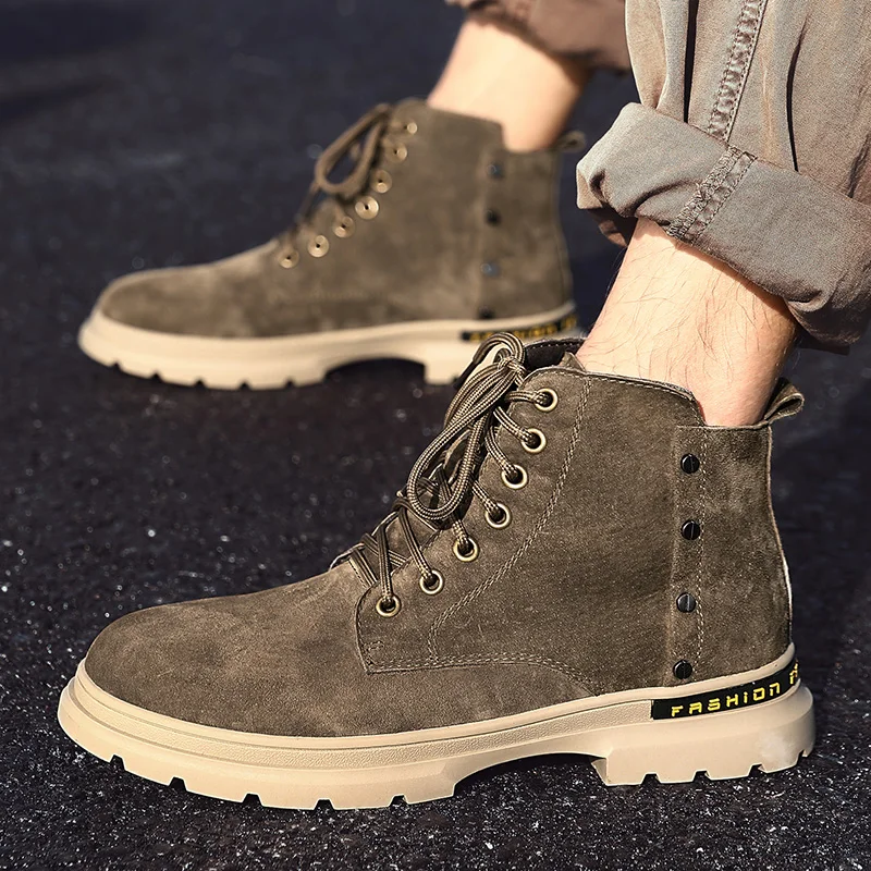 

Men 2020 Autumn Winter Boots Men Leather Waterproof Timber Land Shoes Thick Bottom Increase Non-slip Chelsea Boots %