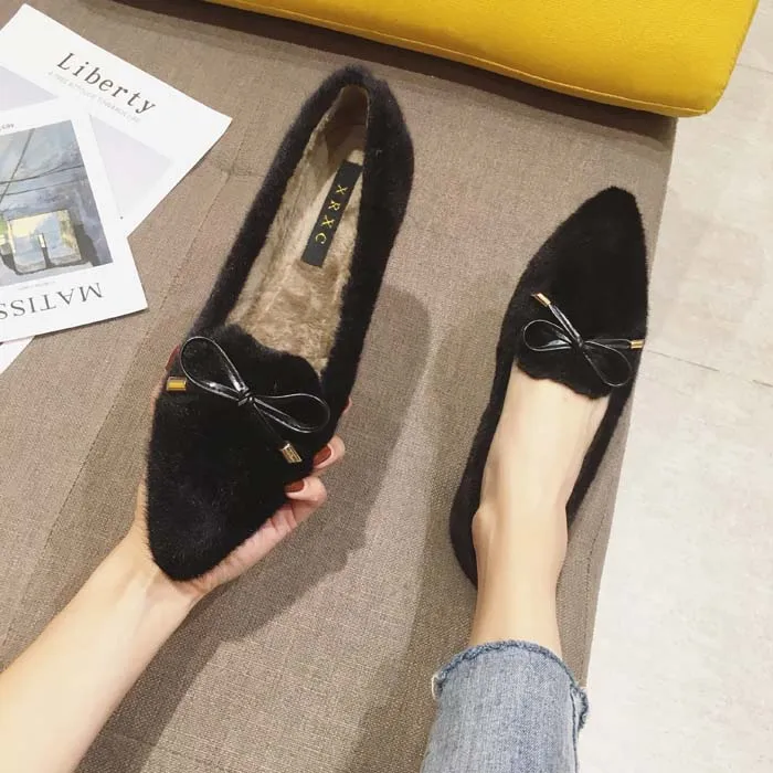 С Острым носком и бантиком на меху женские туфли плоской подошве Популярные