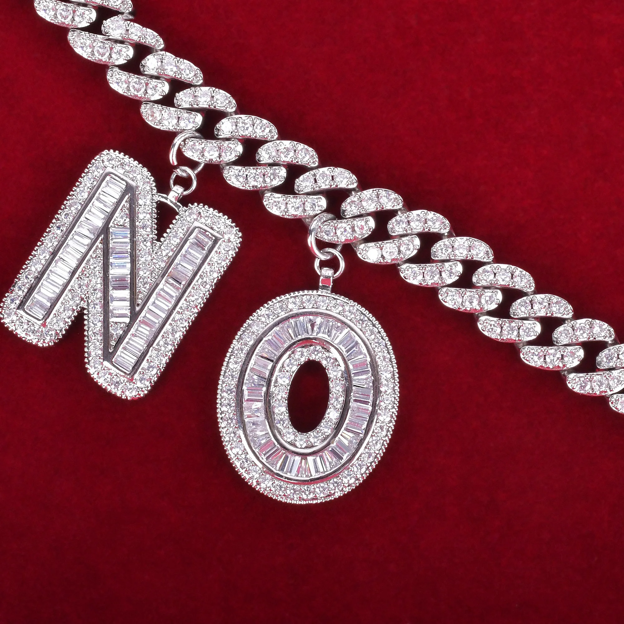 

Custom Name Baguette Letters Pendants Necklaces Men's Zircon Hip Hop Rock Jewelry