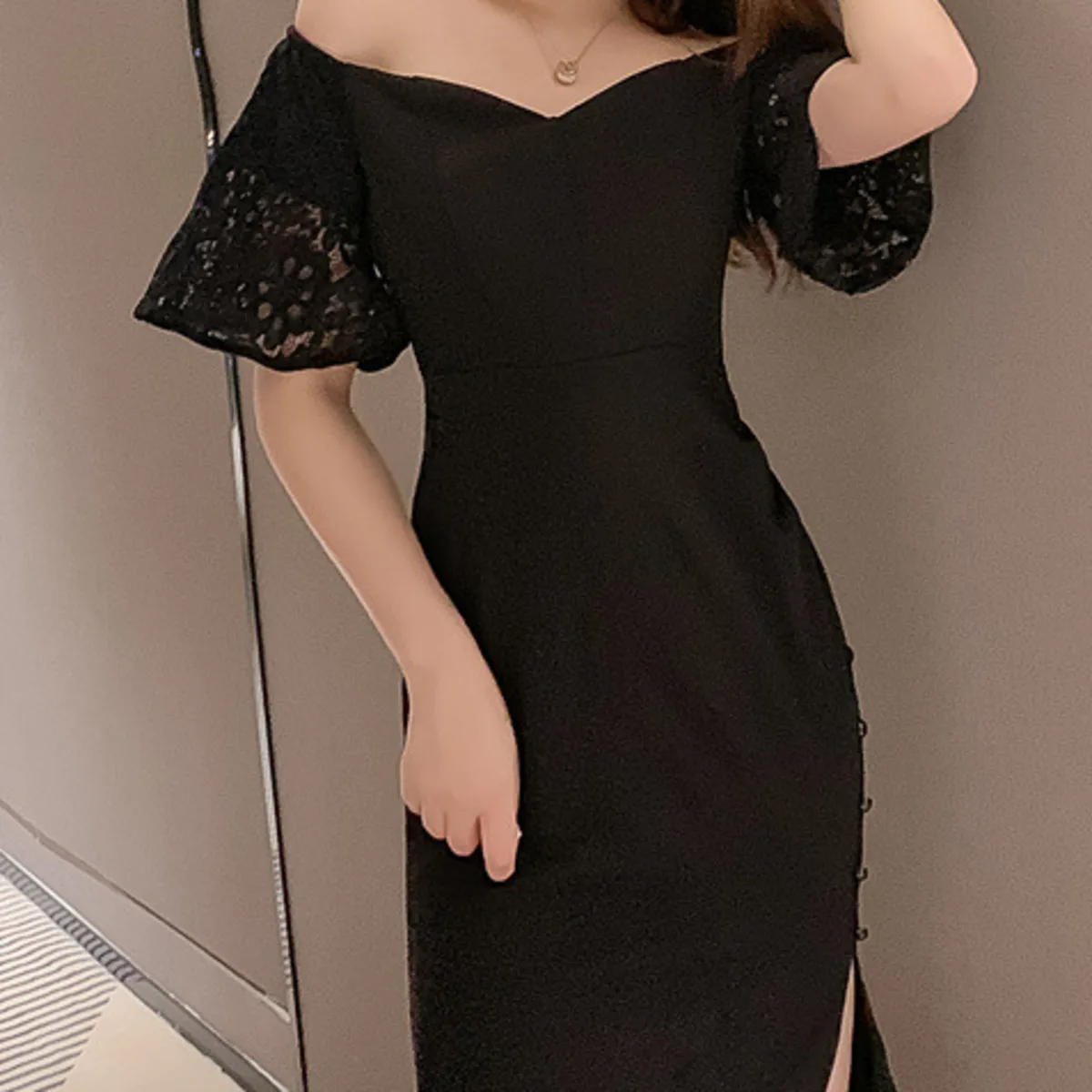 

Women Satin Slit Side Flare Short Sleeve V Neck Evening Dress Elegant Maxi Solid Formal Mermaid Evening Party Dress Robe Sexy