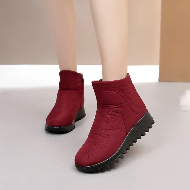 

BEYARNEWinter boots for women 2019 new mother's snow boots waterproof non-slip cotton shoes for women plus size flat ankle boots