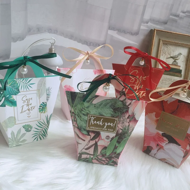 Свадебная коробка для конфет с лентами и пластиковыми жемчужинами подарочные