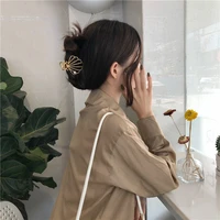 korean matte metal hairpin vintage solid color elegant shell pearl hair claws sweety haircut card issuance temperament headwear