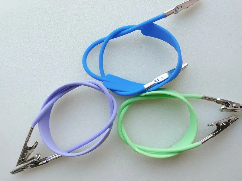 

5pcs Dental Patient Bibs Clamp Drape Holder Bib Clips Anti-Slip 135℃ Silicone