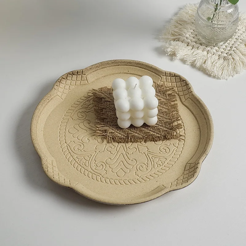 

Cutelife Retro Round Wood Carved Storage Tray Vintage Living Room Decoration Home Sofa Tray Wedding Jewelry Perfume Bedroom Tray