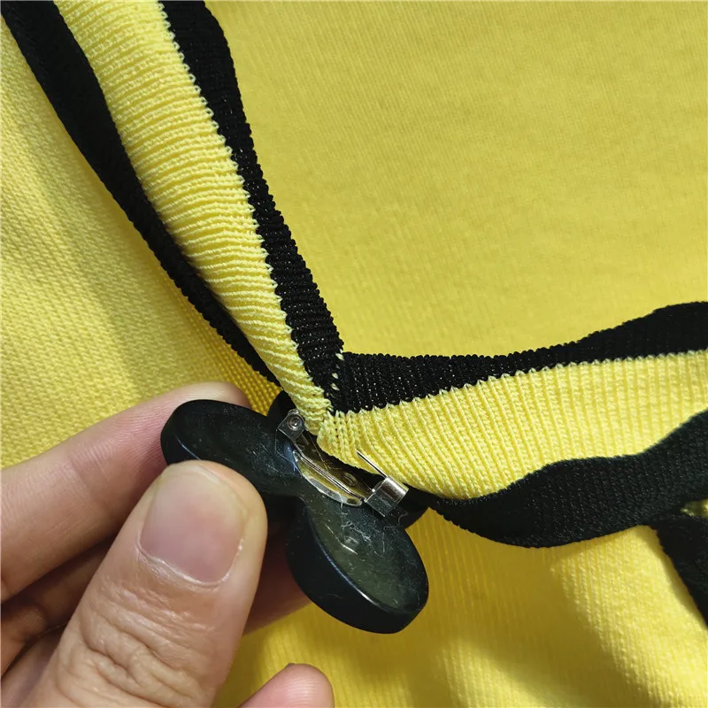 

2021 Summer New Three-Dimensional Flower Decorative Short Top Women's Square Collar Slim Short Sleeve Knitted Cardigan Ladies