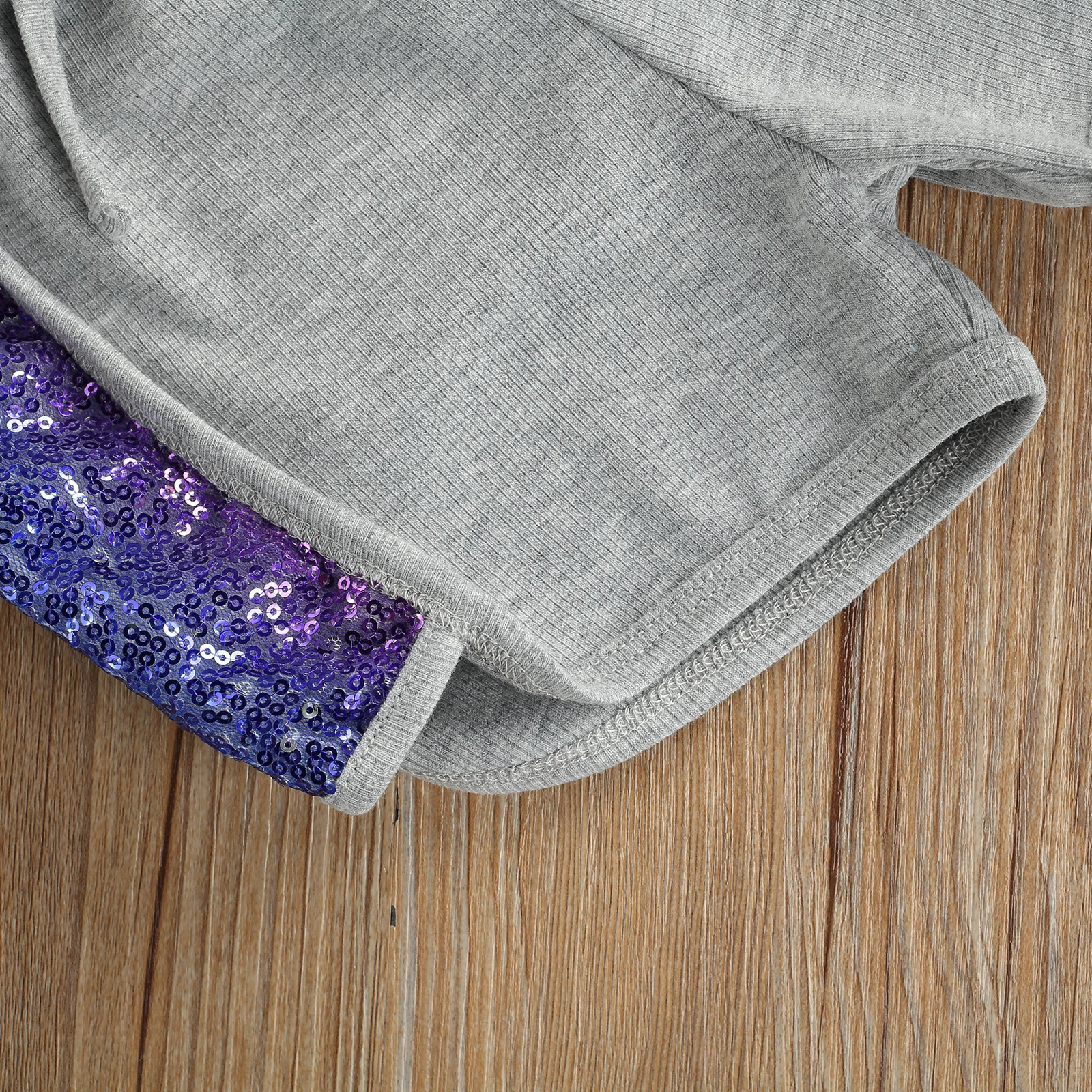 Новый комплект из футболки и шортов для девочек модные радужные Топы с коротким