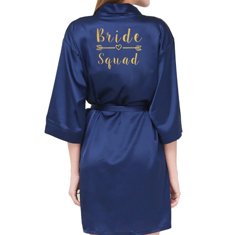 Свадебные халаты невесты и отряда атласные пижамы халат команда Сердце Стрела