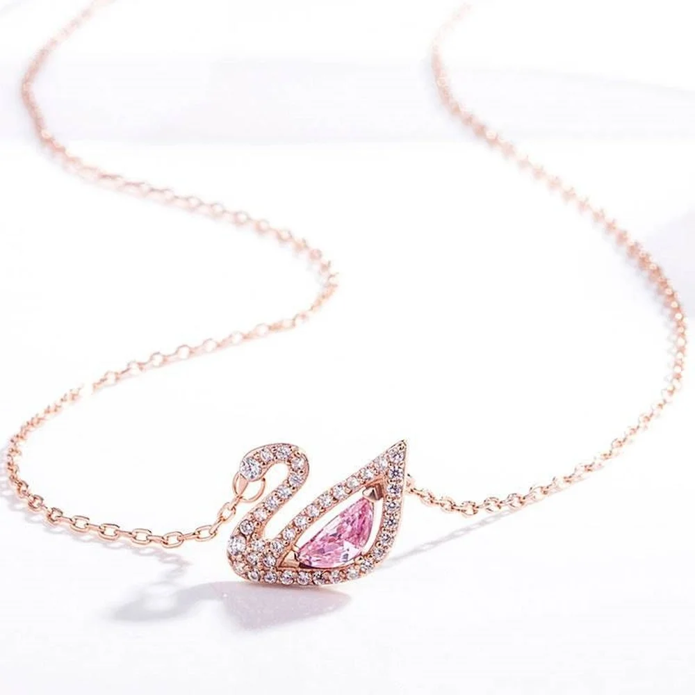 

New European and American ladies party diamond-studded titanium steel powder swan necklace fashion trend style clavicle necklace