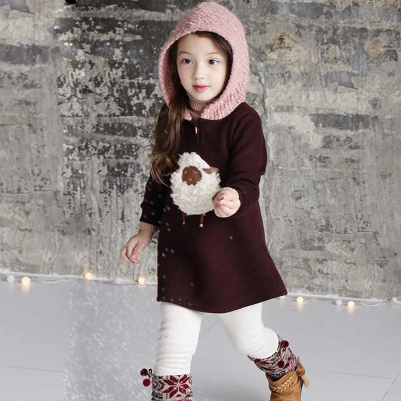 

2-7years old girl autumn winter woolen coat Big clothes cartoon embroidery plus velvet warm hooded jacket child quality clothing